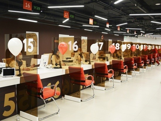 В Воронеже в здании Центрального рынка заработал СМАРТ-МФЦ &ndash; центр госуслуг современного типа