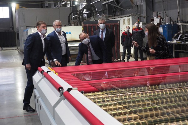 Рабочие места и рост налоговых отчислений: воронежский стеклозавод открыл новый цех