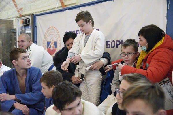 Их побед нельзя не увидеть. В Воронеже прошел турнир по дзюдо для незрячих спортсменов