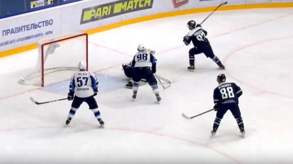 Воронежский &laquo;Буран&raquo; завершил выездную серию крупным поражением от &laquo;Югры&raquo;