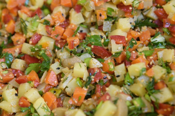 &laquo;Включите все органы чувств&raquo;. Воронежский диетолог рассказала о полезном новогоднем застолье