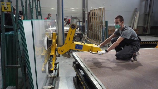 Рабочие места и рост налоговых отчислений: воронежский стеклозавод открыл новый цех