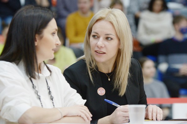 Акробатический перформанс. В Воронеже состоялись соревнования по чир-спорту