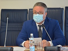 В ходе заседания Воронежской городской Думы глава Воронежа Вадим Кстенин призвал депутатов к активному сотрудничеству по важнейшим для развития города направлениям