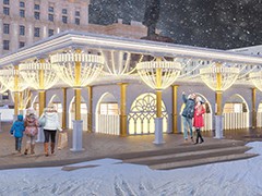 Новогоднюю сказку начали создавать на площади Ленина