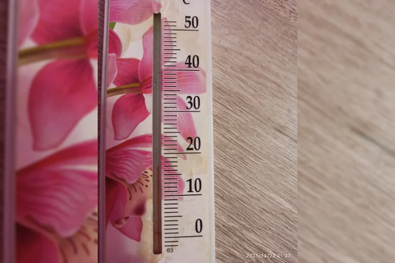 Воронежская семья с ребенком-инвалидом пожаловалась на +11 градусов в квартире