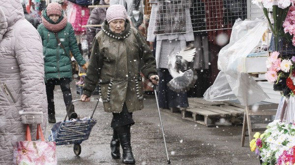 Сильный ветер и снег с дождем накроют Воронеж в выходные