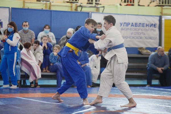 Их побед нельзя не увидеть. В Воронеже прошел турнир по дзюдо для незрячих спортсменов