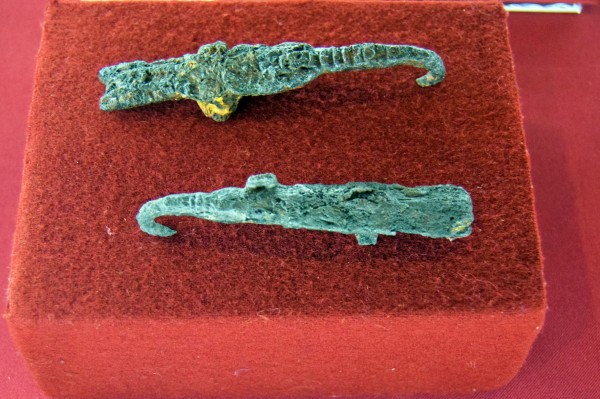 От каменного века до наших дней. Тематическую коллекцию застежек показывают в воронежском музее