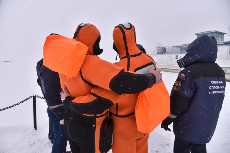 Инструкция РИА &laquo;Воронеж&raquo;: как спасти человека на льду водоема