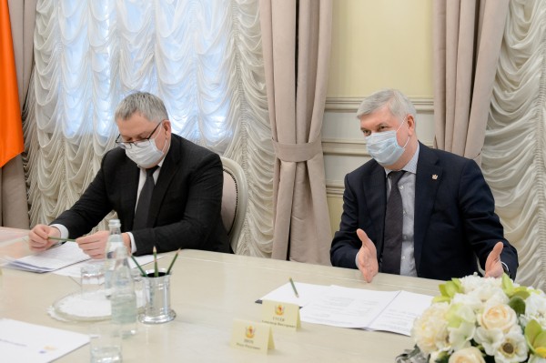 Губернатор поручил создать рабочую группу для участия Воронежской области в проекте РФС &laquo;Футбол в школе&raquo;