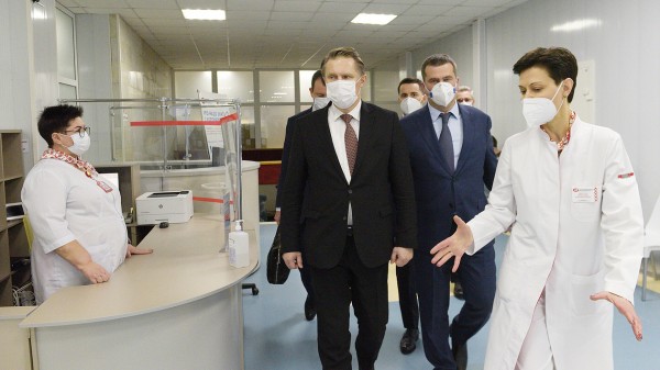 &laquo;Грамотная команда&raquo;. Как министр здравоохранения оценил работу воронежских медучреждений