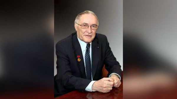 Губернатор поздравил с 85-летием почетного гражданина Воронежской области Вадима Фролова