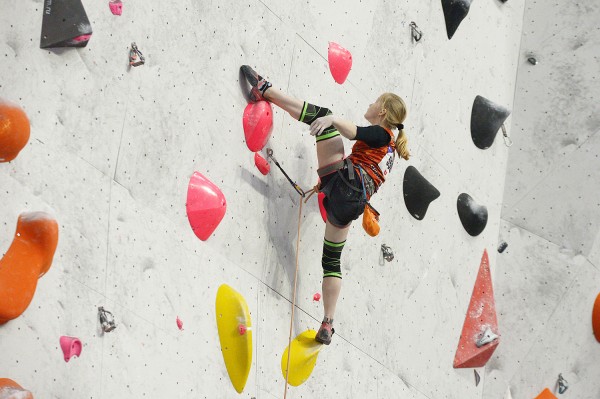 Высокий уровень. Как в Воронеже проходит российский турнир юных скалолазов