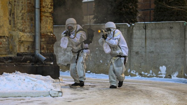 В Воронеже на видео сняли перестрелку и взрывы при отражении атаки &laquo;террористов&raquo;