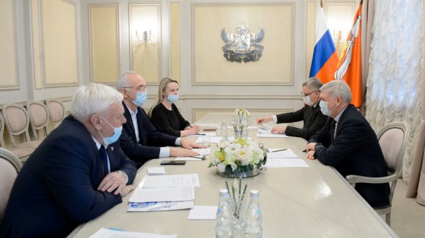 Губернатор поручил создать рабочую группу для участия Воронежской области в проекте РФС &laquo;Футбол в школе&raquo;