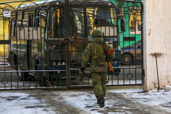 В Воронеже на видео сняли перестрелку и взрывы при отражении атаки &laquo;террористов&raquo;