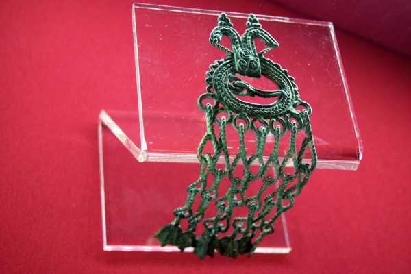 От каменного века до наших дней. Тематическую коллекцию застежек показывают в воронежском музее