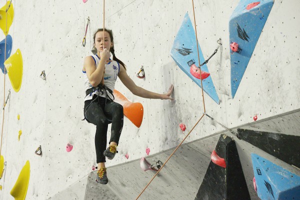 Высокий уровень. Как в Воронеже проходит российский турнир юных скалолазов