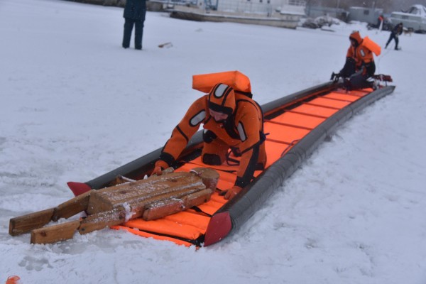 Инструкция РИА &laquo;Воронеж&raquo;: как спасти человека на льду водоема