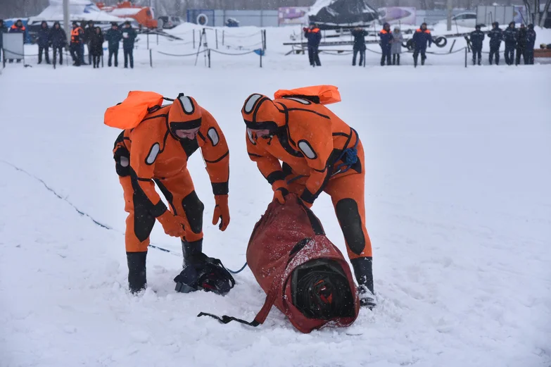 Инструкция РИА &laquo;Воронеж&raquo;: как спасти человека на льду водоема