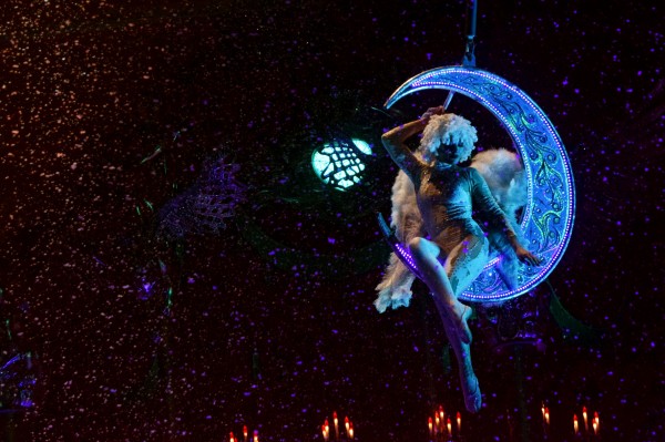 Дух захватывает! Артисты со сверхспособностями покорили воронежскую публику