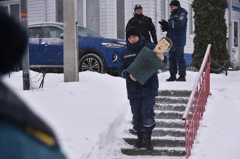 Инструкция РИА &laquo;Воронеж&raquo;: как спасти человека на льду водоема