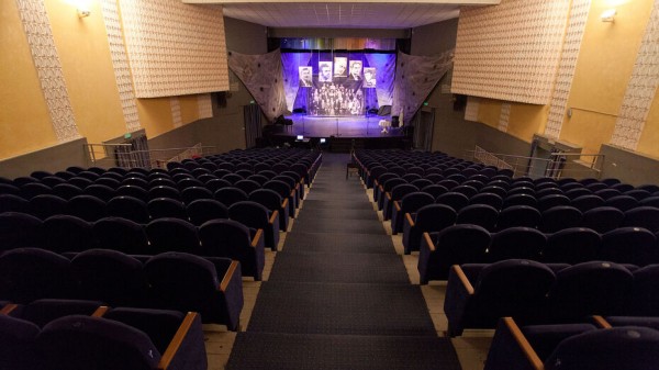 Вадим Кривошеев сможет продолжить работу в воронежском ТЮЗе на должности режиссера-постановщика