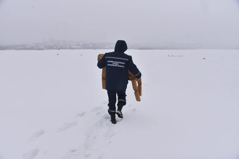 Инструкция РИА &laquo;Воронеж&raquo;: как спасти человека на льду водоема
