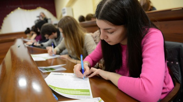 Учрежденная воронежским губернатором стипендия имени Петра I составит 10 тыс рублей
