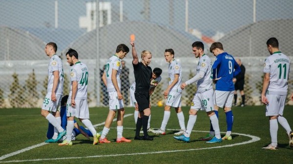 Шесть мячей забили в товарищеском матче воронежский &laquo;Факел&raquo; и грозненский &laquo;Ахмат&raquo;