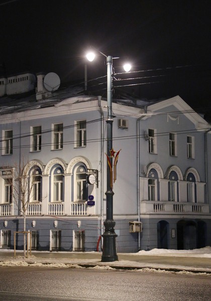 В Воронеже на проспекте Революции проверили параметры освещения новых светильников