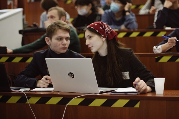 Физики из Гриффиндора. Воронежские старшеклассники стали призерами турнира юных ученых