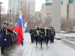 В Воронеже возложили цветы и венки к могиле Неизвестного Солдата