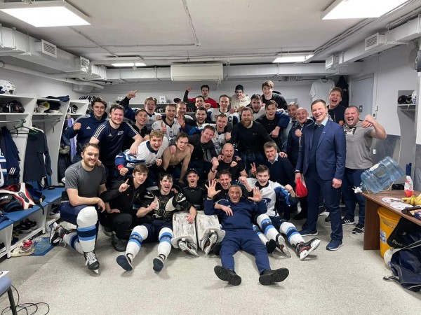 "Буран" обыграл питерское "Динамо" Ко всем новостям