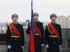 В Воронеже возложили цветы и венки к могиле Неизвестного Солдата