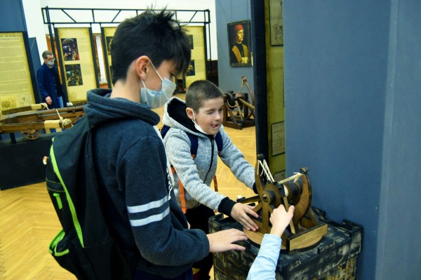 Трогать можно и нужно. Выставка изобретений Леонардо да Винчи открылась в Воронеже