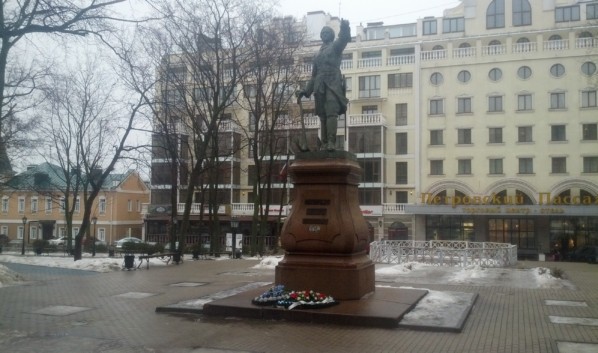 Оформление площади Ленина на следующий Новый год в Воронеже посвятят Петру I