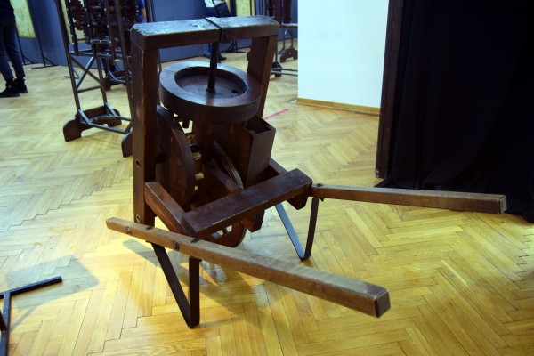 Трогать можно и нужно. Выставка изобретений Леонардо да Винчи открылась в Воронеже