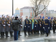 В Воронеже возложили цветы и венки к могиле Неизвестного Солдата