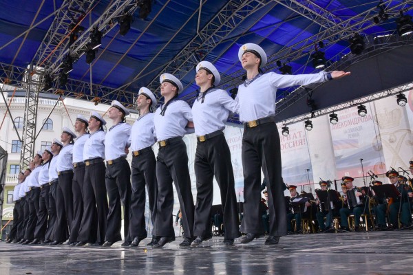 Хор Александрова открыл в Воронеже фестиваль &laquo;Петровские музыкальные Ассамблеи&raquo;