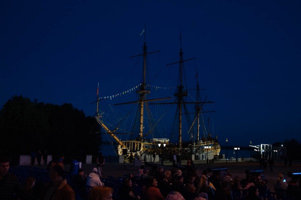 &laquo;Построим верфи здесь!&raquo; В Воронеже на Адмиралтейской площади показали оперу о Петре I