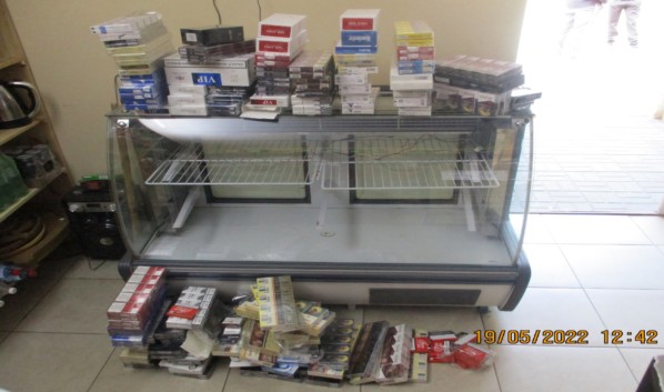 В Богучаре из торговой точки изъяли 1,2 тысячи пачек контрафактных сигарет