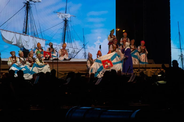 &laquo;Построим верфи здесь!&raquo; В Воронеже на Адмиралтейской площади показали оперу о Петре I