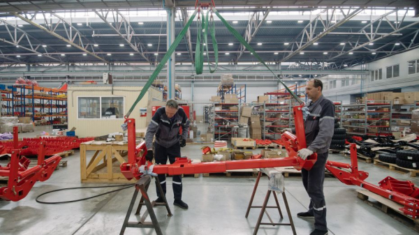 Воронежский губернатор: объем отгруженной продукции промпроизводства в области составил 824 млрд рублей