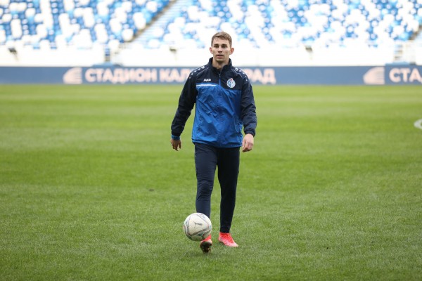 Воронежский &laquo;Факел&raquo; арендовал 21-летнего защитника и продлил контракты с 3 игроками