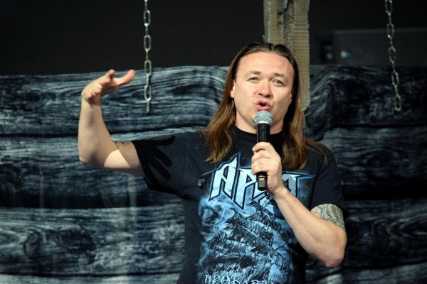 Пираты, демонические полеты и обаяшка-череп Жорик. Группа &laquo;Ария&raquo; привезла в Воронеж шоу мирового уровня