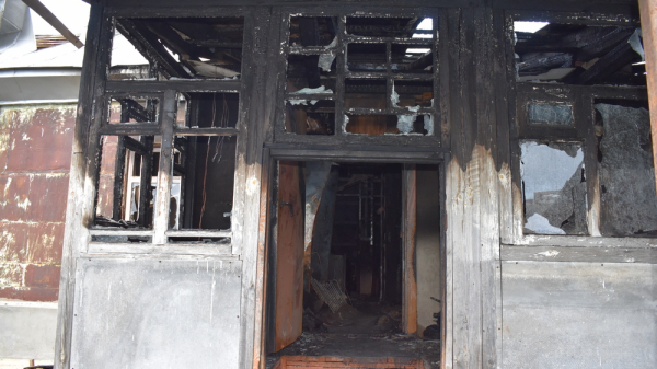 У многодетной семьи из борисоглебского села Боганы при пожаре сгорел дом