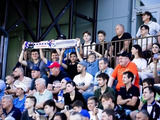 Воронежские болельщики "Факела" решили бойкотировать игры из-за Fan ID