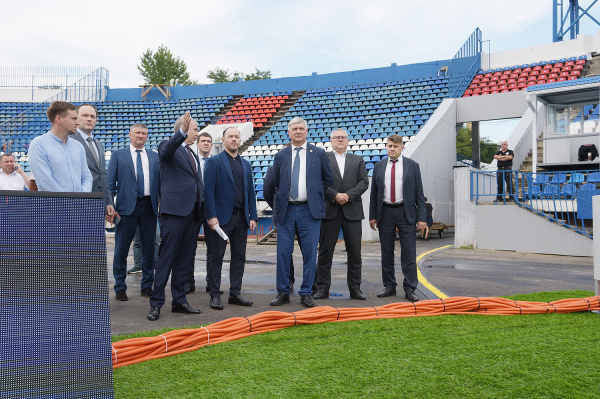 &laquo;Сделали все в срок&raquo;. Глава региона оценил готовность главного стадиона Воронежской области к старту в Премьер-лиге